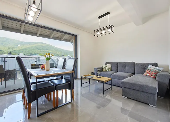 Skalista Ostoja Beskidy 3 שצ'צ'ירק